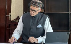 Omar Abdullah Clarifies Article 370 Issue Amid Statehood Resolution Criticism